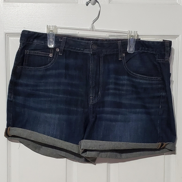 American Eagle Outfitters Pants - American Eagle Dark Wash Cuffed Midi Shorts